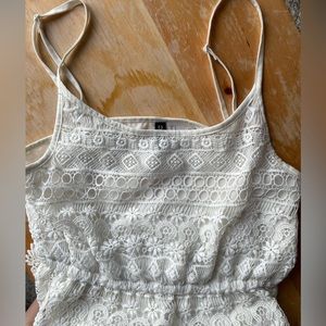 H&M women’s boho lacy dress